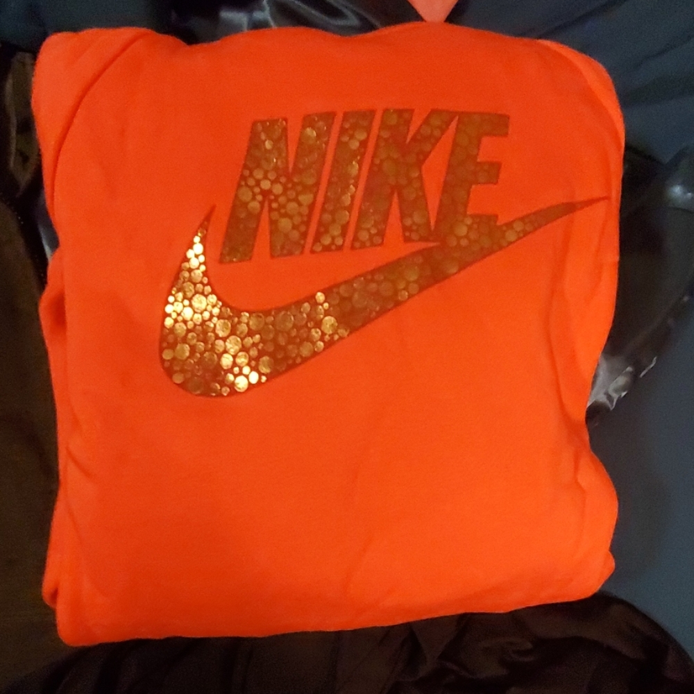 Women's sweatshirt